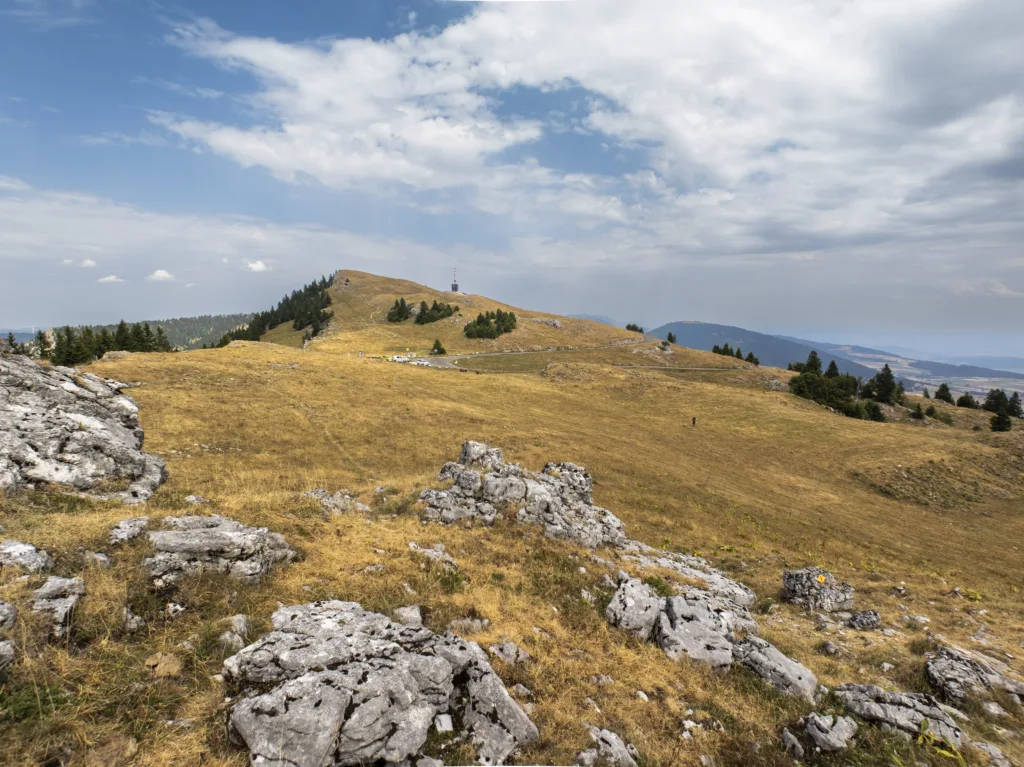 Kunstwerk von Saype auf dem Chasseral